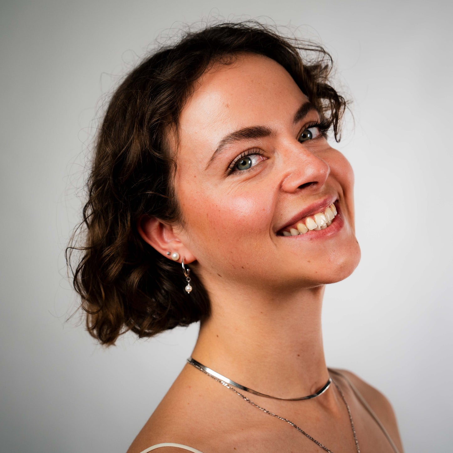 Single Pearl Harmony Earrings